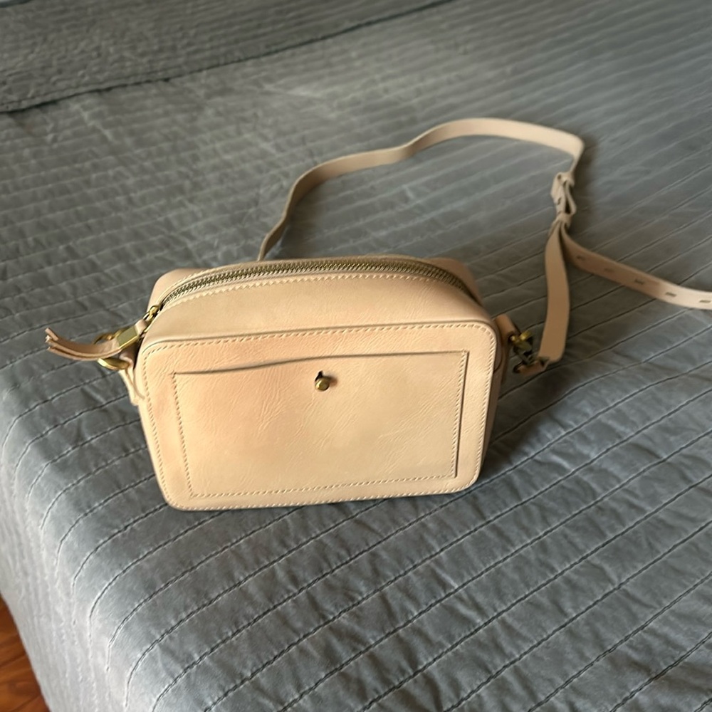 Madewell Transport Camera bag